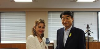 Grillo incontra il ministro della Salute giapponese Nemoto, collaborazione su sanità e nutrizione