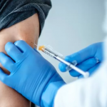 Vaccini Covid. Siglato accordo nazionale per somministrazione in farmacia da parte del farmacista