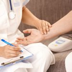 Covid-19 e gestione a domicilio, Tar Lazio sospende nota Aifa su vigile attesa e farmaci sintomatici